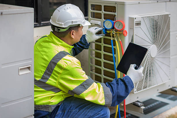 Professional Hvac technician working in Morgantown, MS